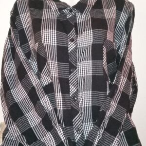 Black and White Plaid Button-Up Shirt For Women Plus Size 4X